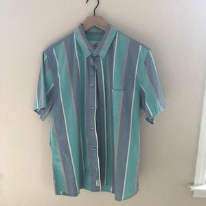 Marine layer button up
